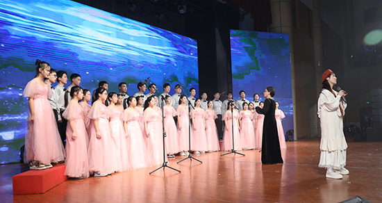 《璀璨冒险人》 (2).jpg